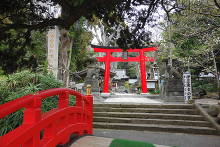 白浜神社(伊古奈比咩命神社) たいこ橋から望む