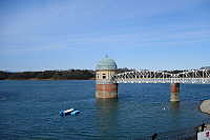 多摩湖(村山貯水池)