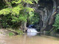 濃溝の滝・亀岩の洞窟 2