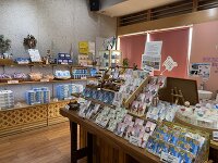 ぬちまーす観光製塩ファクトリーぬちうなー 2